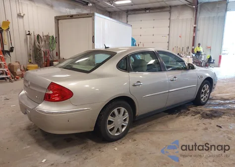 2008 Buick Allure Cx z USA, uszkodzony, nr VIN 2G4WF582781270186